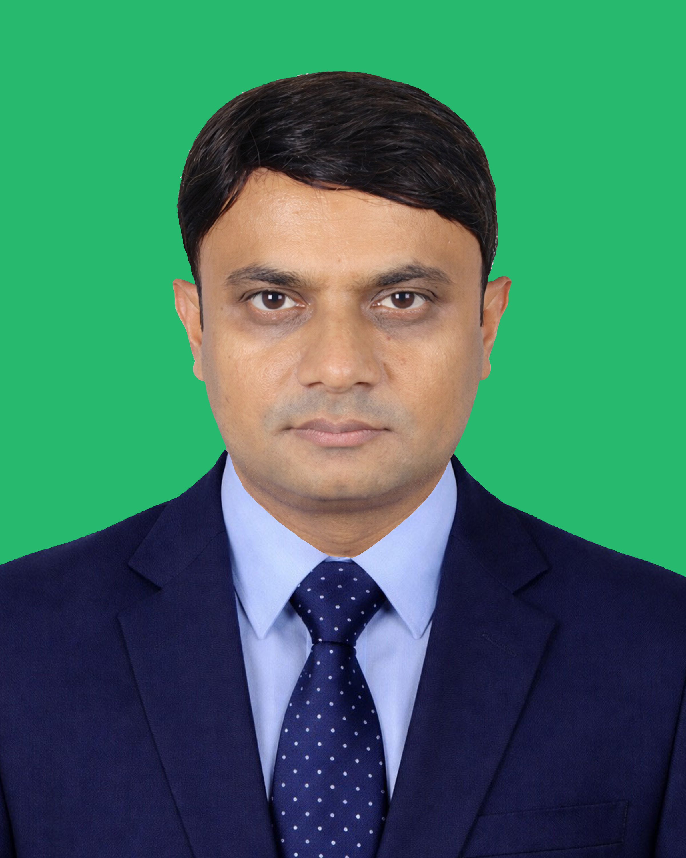Management team, photo of Vipul Gautam